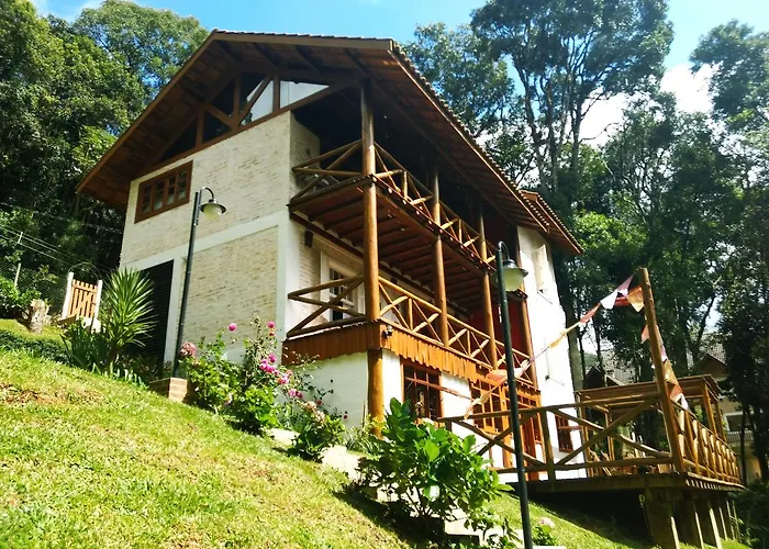 Nas Nuvens Hospedaria