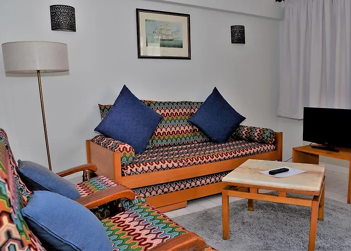 Apartamentos Turisticos Lindomar