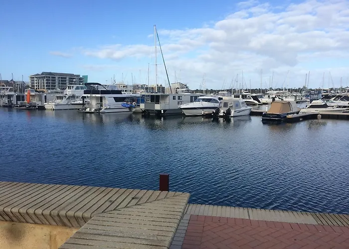 Breakwater Short Stay