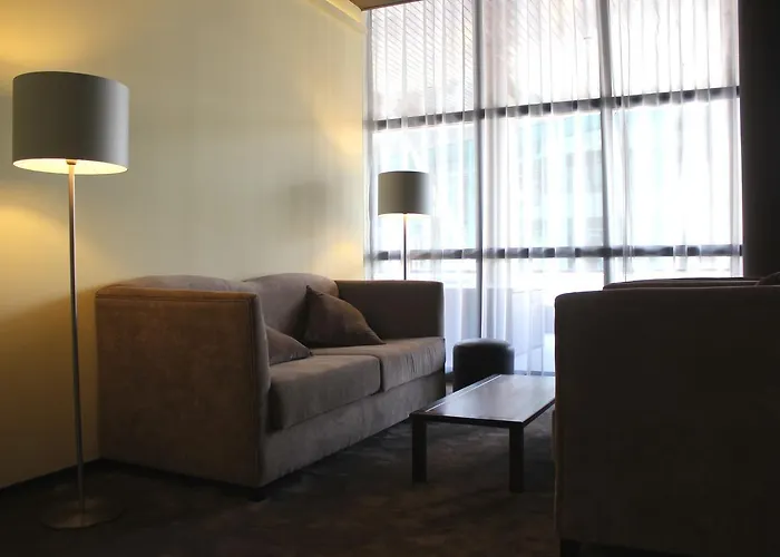 Hotel M