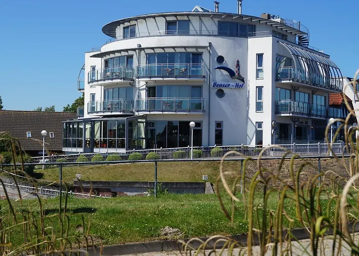 Hotel Benserhof Garni Am Hafen