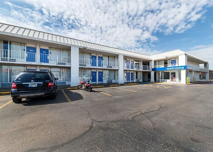 Motel 6-Oklahoma City, Ok - Bricktown