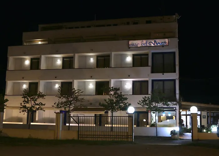 Casa Del Mar Hotel & Apartaments