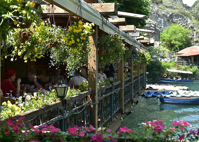 Canyon Matka Hotel
