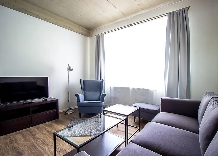 Hotel 63