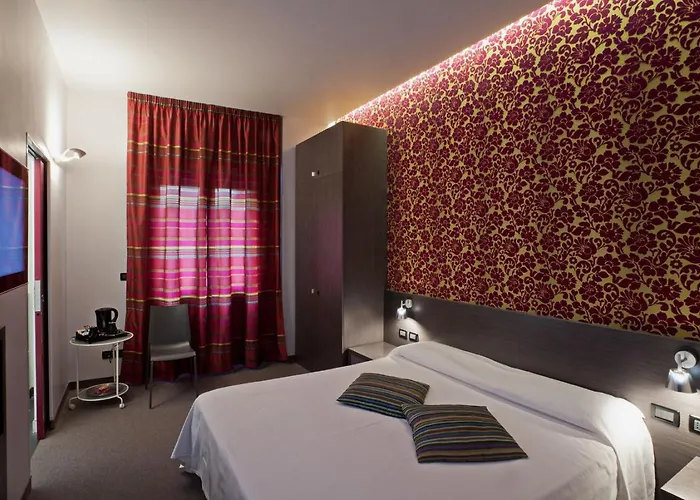 Ma Hotel