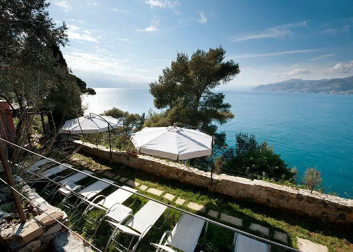 Stella Maris Resort