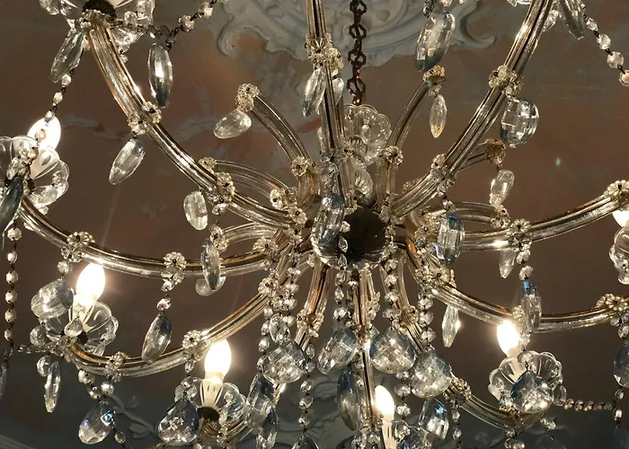 Hotel Mystique