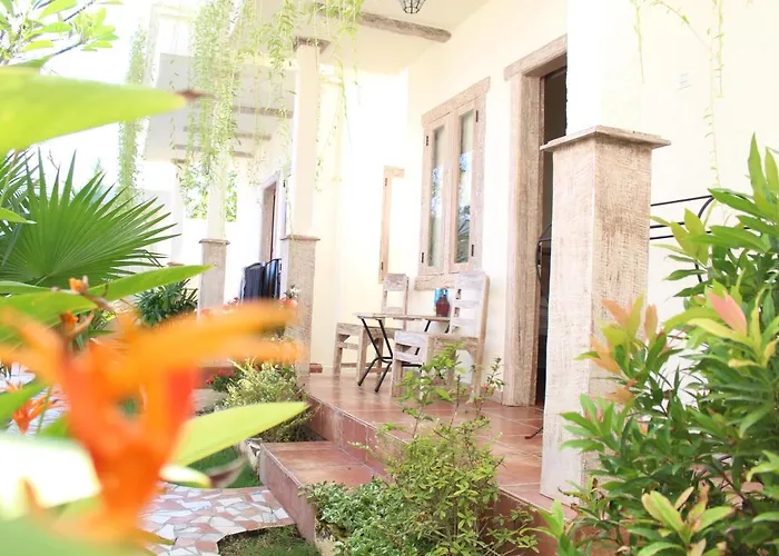 Mango 5 Hotel