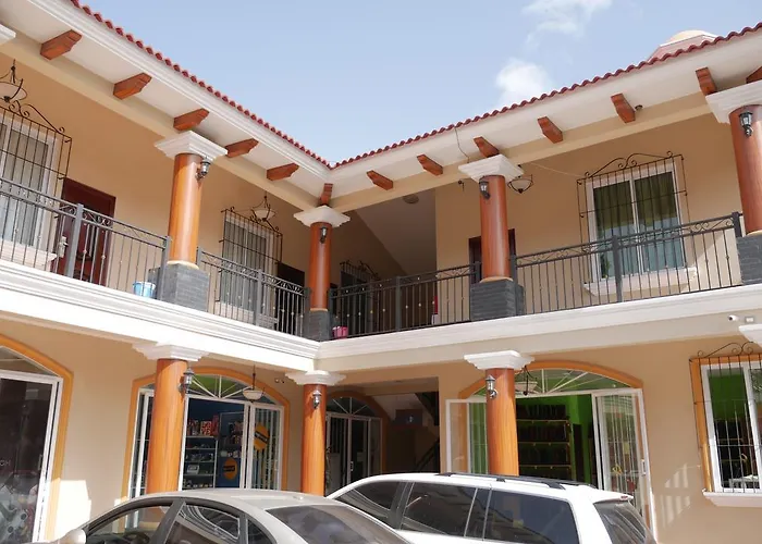 HOTEL CUNA MAYA B y B