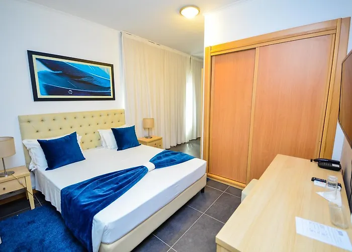 Vivi Hotel