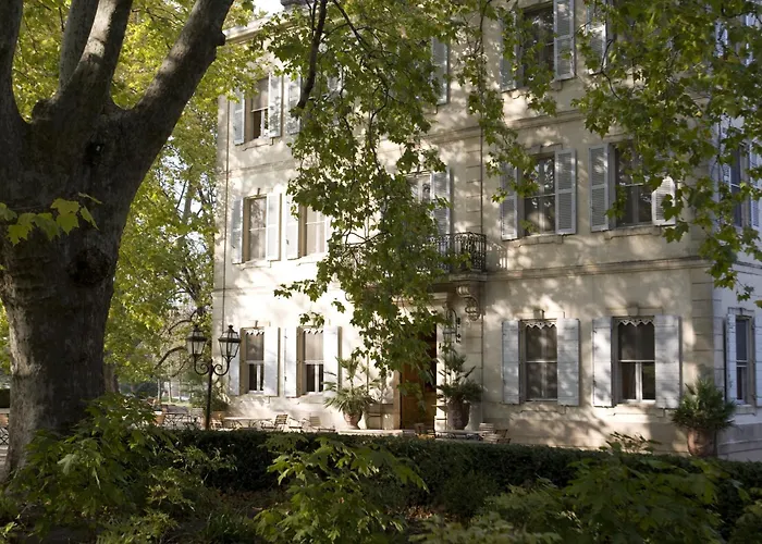 Hotel Château Des Alpilles