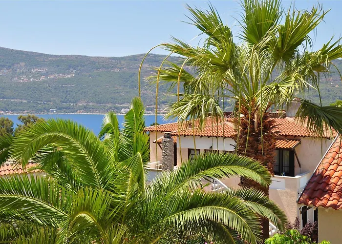 Ino Hotel & Suites