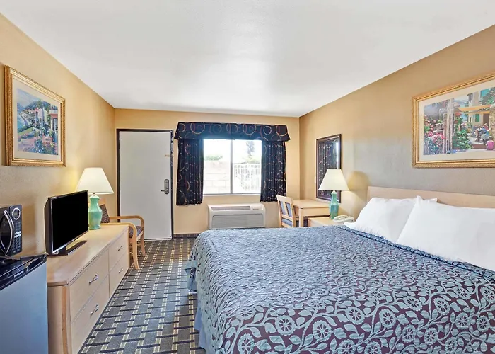 Days Inn By Wyndham Whittier Los Angeles