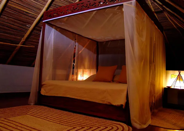 Punta Caracol Acqua Lodge