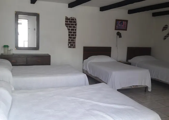 Hotel De Cortez y Larraz