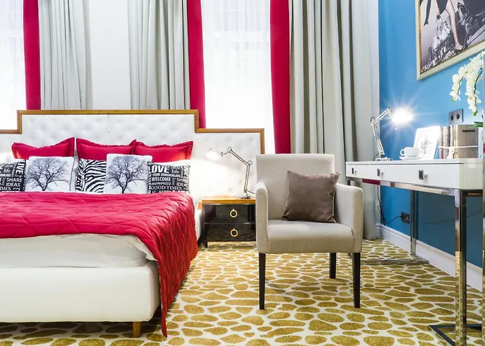 Mirax Sapphire Boutique Hotel