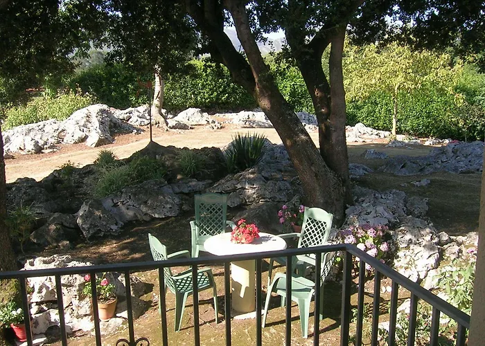 Hotel La Encina Celorio Llanes Parking