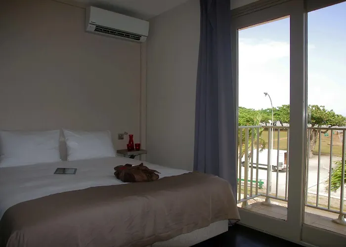 Hotel Des Amandiers