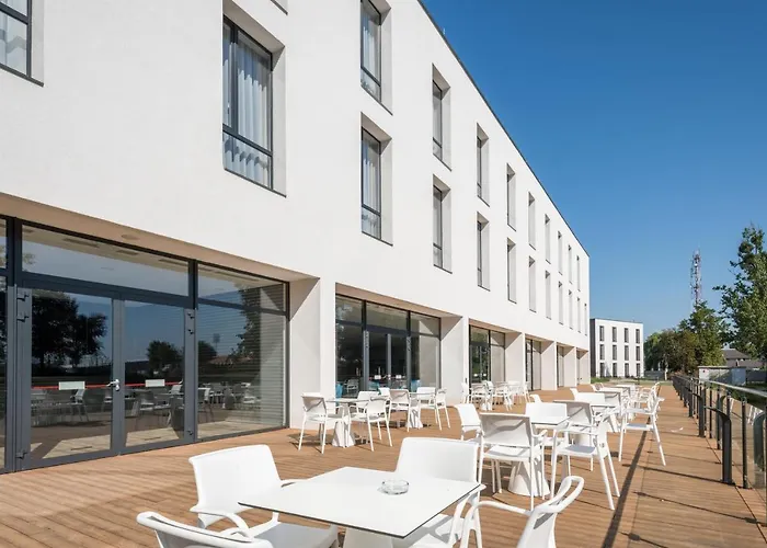 Varda Sport Hotel