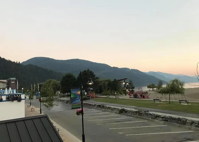 Spring Villa Hotel