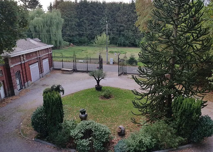 Chateau Lambert Moulinsart Hotel, Shuttle Airport, Long Term Parking, Snooker, Large Terrasse, Dinner, Breakfast