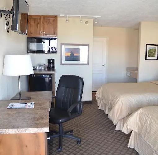 Rodeway Inn & Suites