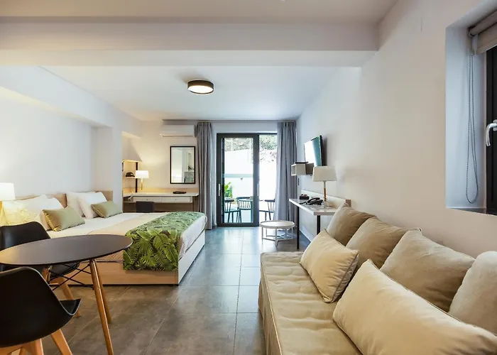T Hotel Premium Suites