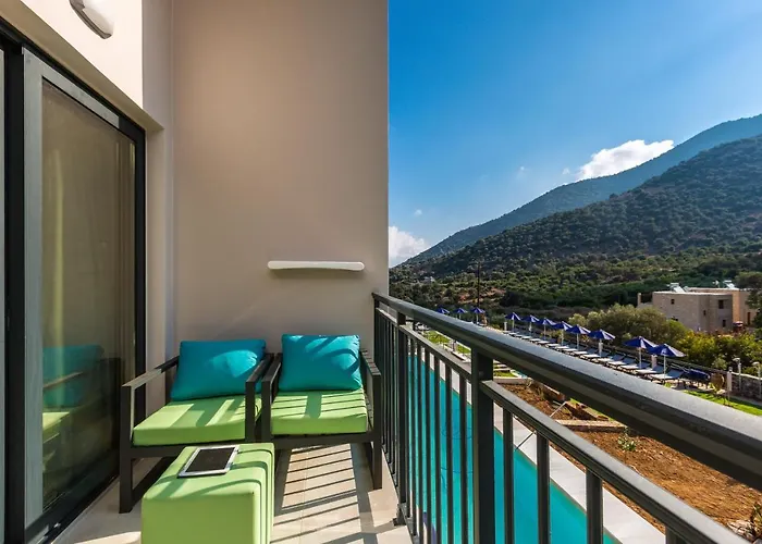 T Hotel Premium Suites