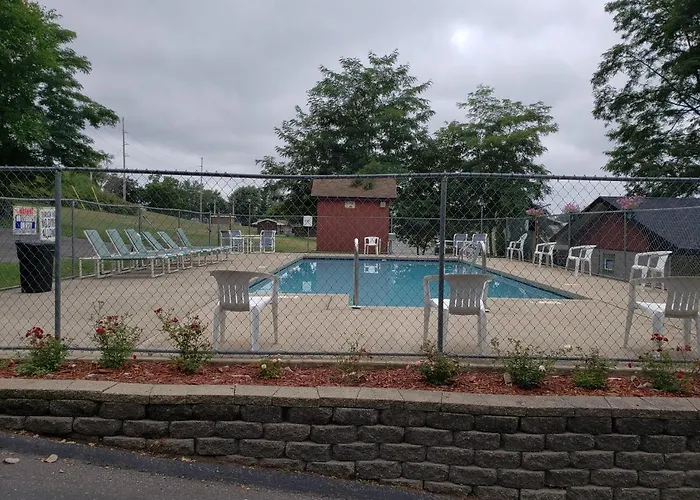 Woodside Dells Hotel & Suites