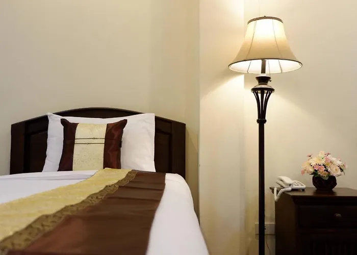 Nanbaankhun Hotel
