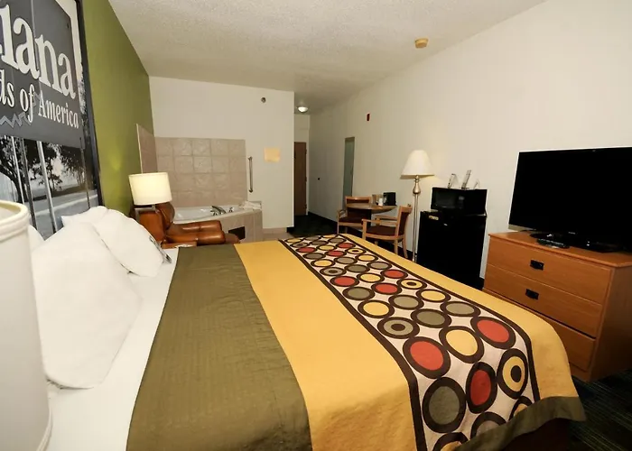 Super 8 By Wyndham Corydon