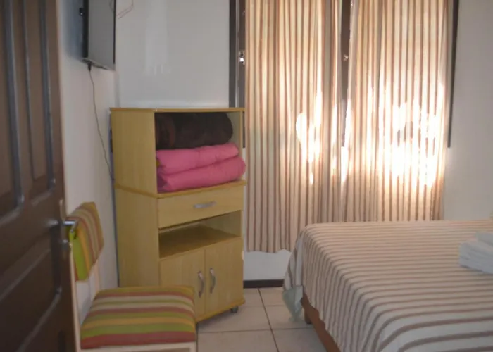 Hotel Nelly