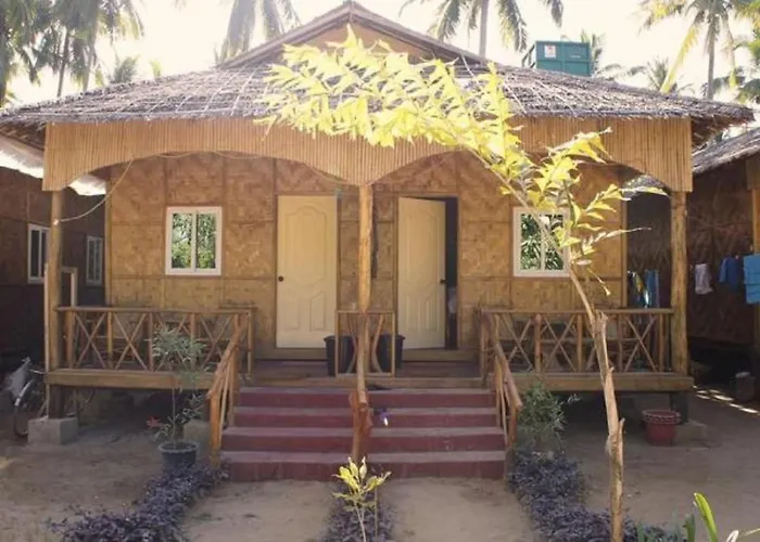 Soe Ko Ko Beach House & Restaurant