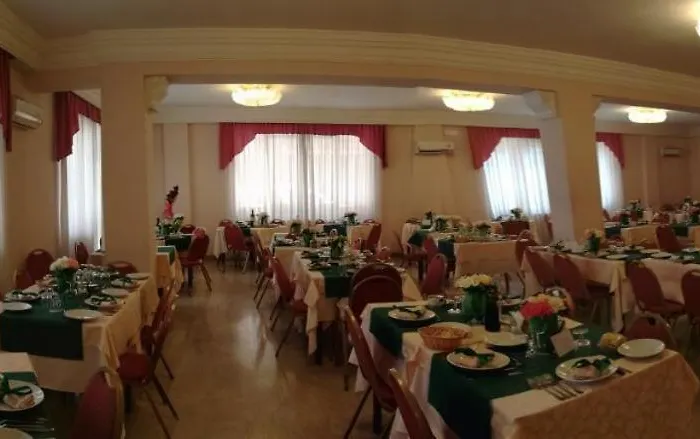 Hotel Universo