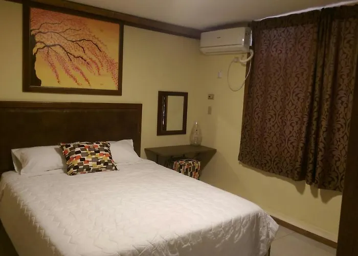 Hotel Bonanza Inn