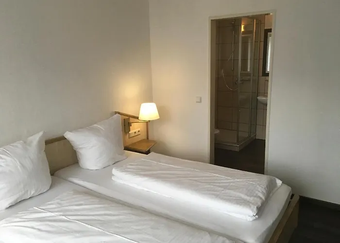 Hotel-Pension Zum Paradies