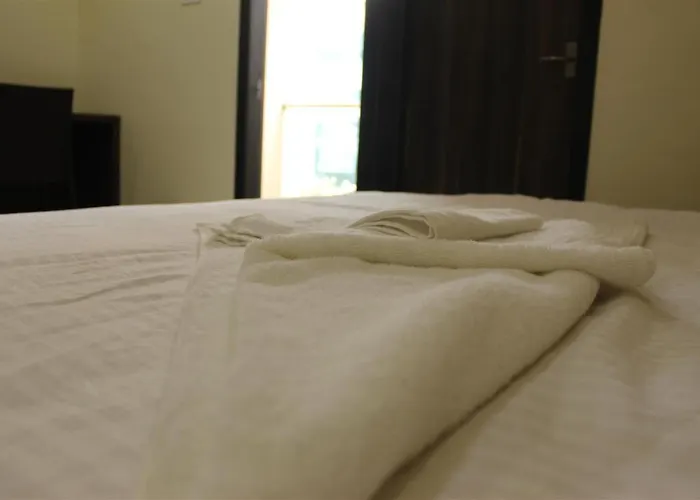 Hotel Shri Sharanam