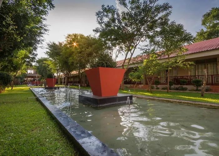 Cityblue Courtyard Hotel & Suites, Livingstone