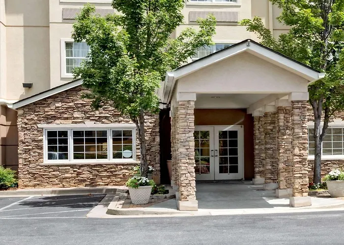 Microtel Inn & Suites By Wyndham Perimeter Center