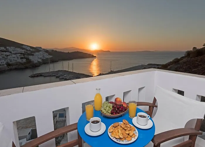 Yalos Rooms