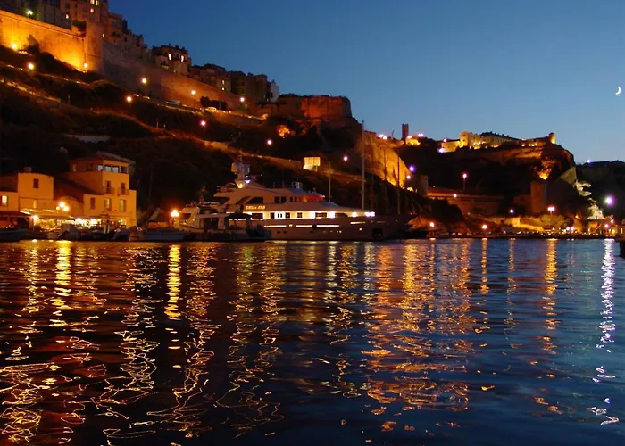 Residence Hoteliere A Trama