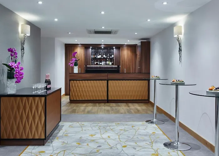 Delta Hotels By Marriott Cheshunt