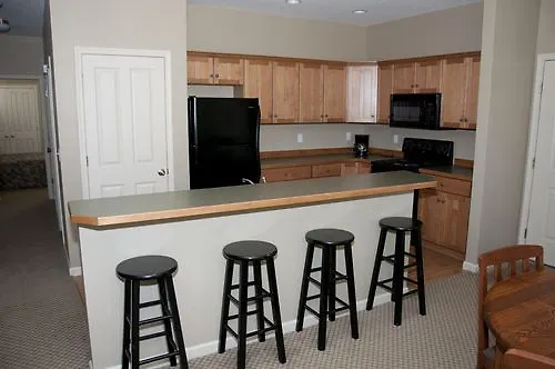Chief Golf Cottages