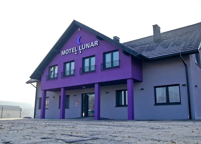 Motel Lunar