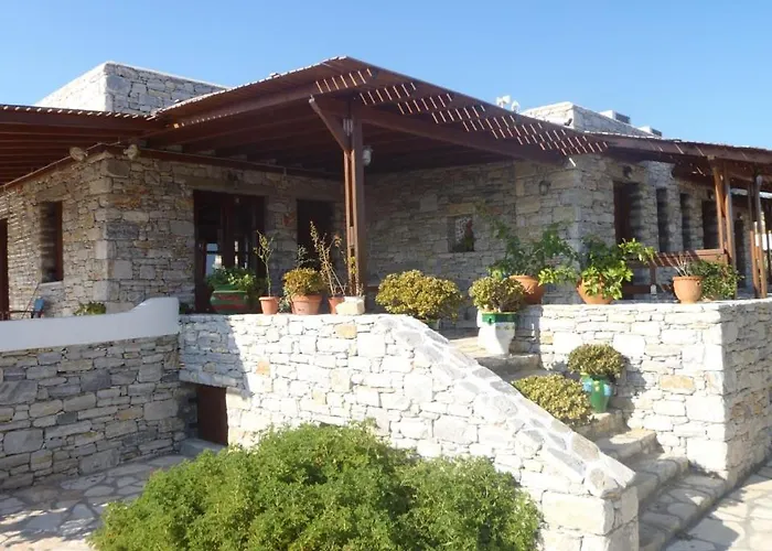 Nektarios Fanos Studios Koufonisia