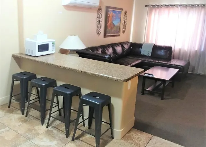 Lake Powell Motel & Apartments