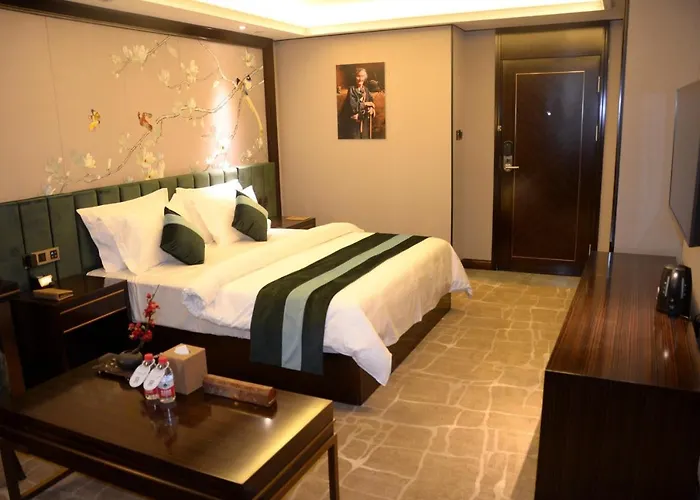 Metropolo Jinjiang Hotel