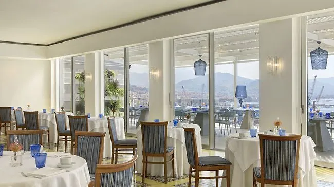 Lloyds Baia Hotel