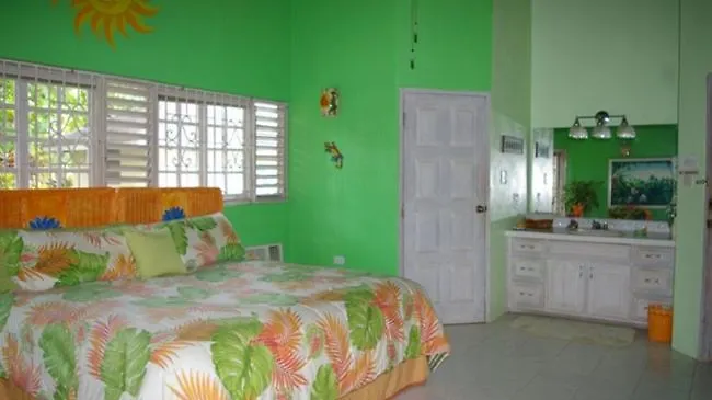 Paradise Fanta Sea Suites